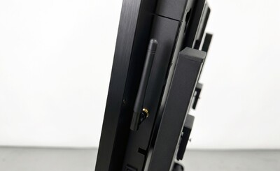 32 Ins LED intelligent mobile advertising machine CGB2200G-32