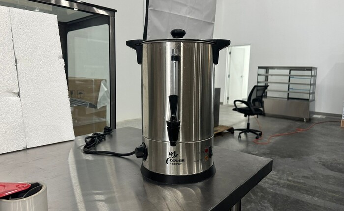 Clearance NSF 7 L Commercial Electric Water Boiler 87088F0421