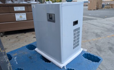 Clearance 660 LBS Commercial ice maker machine 104612L0425