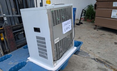 Clearance 660 LBS Commercial ice maker machine 104612L0425