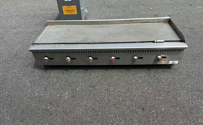 Clearance NSF 72 Ins Countertop Gas Griddle 104773N052103