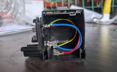 [Parts] Power Relay Plug emblaco