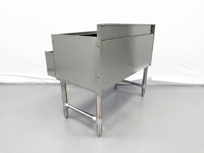 23 x 30 ins NSF Underbar Ice Bin 2 Bottle Holders CS-ICB-2330