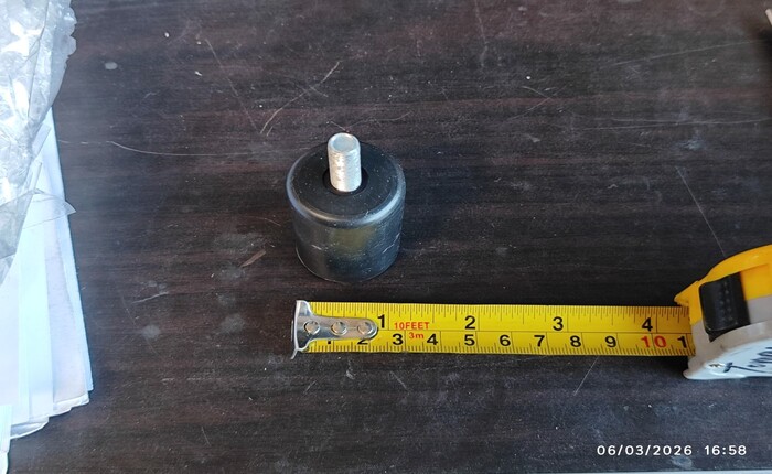 [Parts]  LC-600A Refrigerator Foot