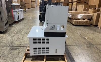 Clearance 2 HP Walk-In Cooler Condensing Unit 105334C0604