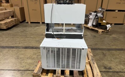 Clearance 2 HP Walk-In Cooler Condensing Unit 105334C0604