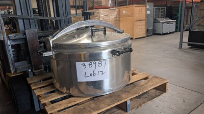Clearance 143 QT Largest Aluminum Pressure Cooker 38987L0612