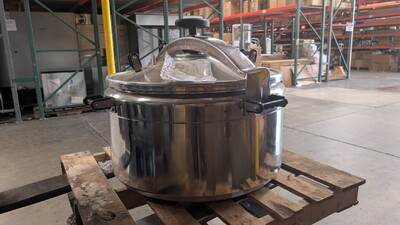 Clearance 143 QT Largest Aluminum Pressure Cooker 38987L0612