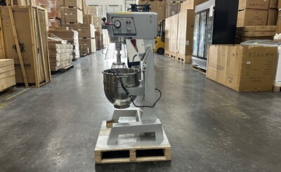 Clearance Commercial Dough Mixers NSF 30 qt mixer 11521F0617