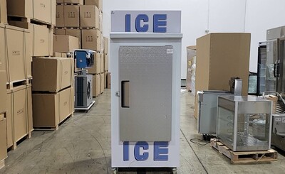 Clearance  Ice Merchandiser Ice Storage Not cooling 103938C0629