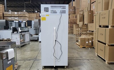 Clearance  Ice Merchandiser Ice Storage Not cooling 103938C0629
