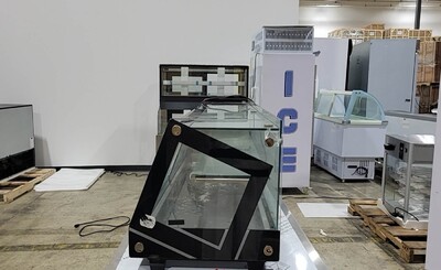 ClearanceRefrigerated Display Case sushi refrigerator105500C0629