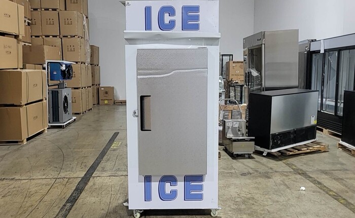 Clearance  Ice Merchandiser Ice Storage Not cooling 105446C0702