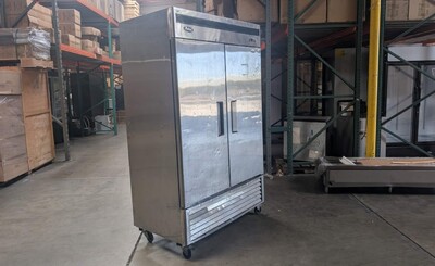 Clearance NSF Commercial Reach In 2 Door Freezer 29630L0708