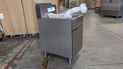 Clearance 70 lbs NSF Restaurant natural gas fryer 106056L0716