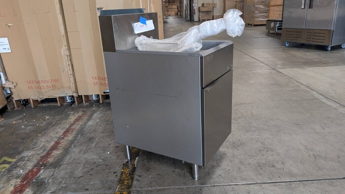 Clearance 70 lbs NSF Restaurant natural gas fryer 106056L0716