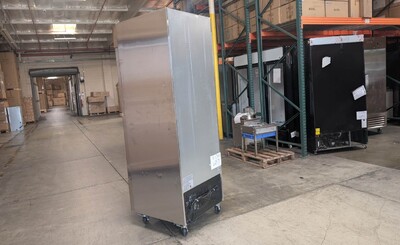 Clearance Solid Door Reach-In Freezer 1 Door Freezer 81740L0717