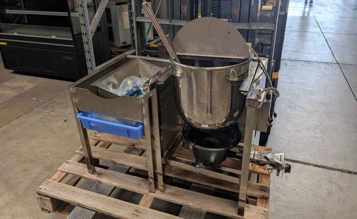 Clearance 30 QT commercial kettle corn machine LP 38186L0717