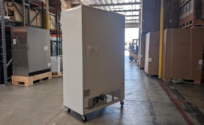 Clearance NSF Two glass door refrigerator 106081L0718