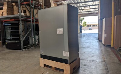 Clearance NSF Commercial Reach In 2 Door Freezer 46665L0718