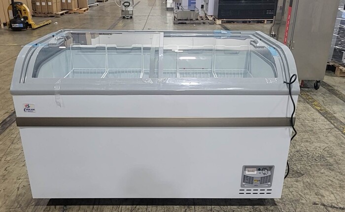 Clearance NSF 58 ins Supermarket Grocery Freezer 106098C0720