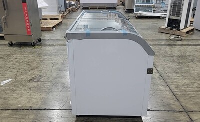 Clearance NSF 58 ins Supermarket Grocery Freezer 106098C0720