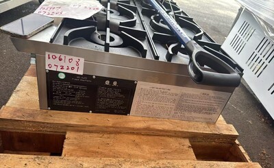 Clearance NSF 36ins Six burner hotplate 106108N072201