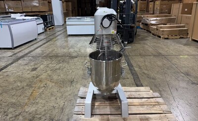 Clearance NSF 40 qt commercial Dough Mixer 106105C0723