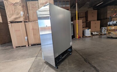 Clearance NSF ETL Commercial Two door refrigerator 95982L0724