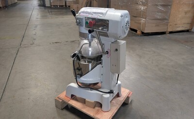 Clearance NSF 20 qt commercial Dough Mixers 20132L0724