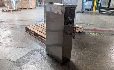Clearance 5 gallon Water Boiler hot water dispenser 15385L0724