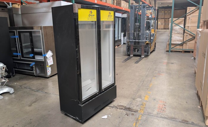 Clearance 39 ins Commercial Merchandising door cooler 27346L0725