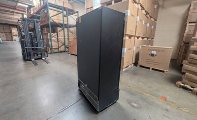 Clearance 39 ins Commercial Merchandising door cooler 27346L0725