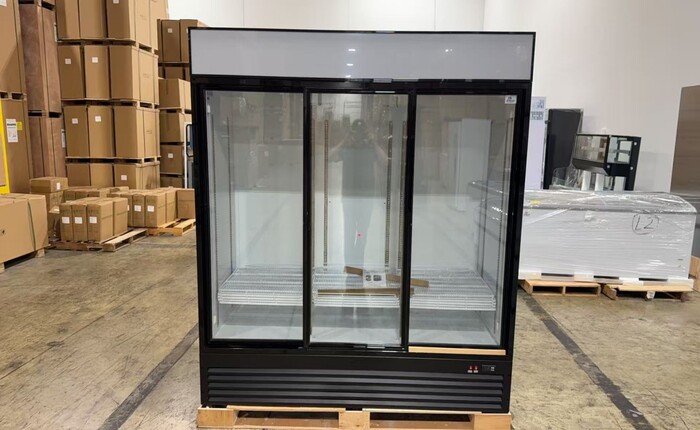 Clearance 72 inches slide door cooler Refrigerator 104096C0730