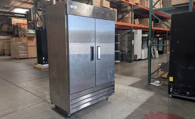 Clearance ETL Commercial Two door refrigerator  106288L0801