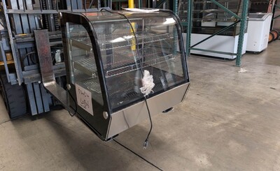 Clearance 28 ins Refrigerated Bakery Display Case 52054L0806