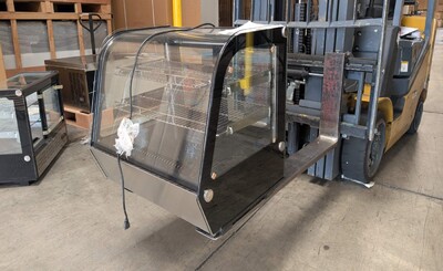 Clearance 28 ins Refrigerated Bakery Display Case 52054L0806