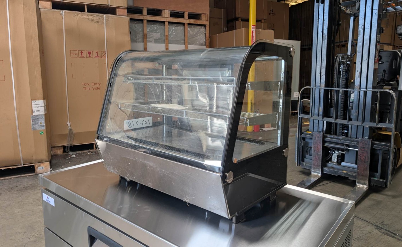 Clearance 36 inches Refrigerated Bakery Display 102018L0806