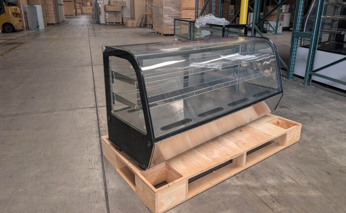 Clearance 5 ft Black Refrigerated Countertop Display 33191L0808