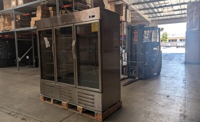 Clearance 3 GlassDoor Stainless Steel Refrigerator 86464L0808