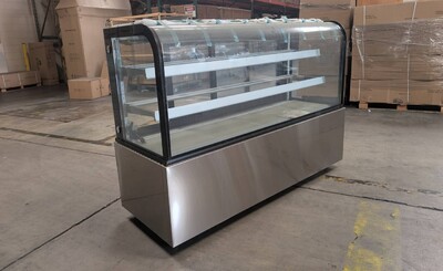 Clearance Refrigerated bakery refrigerator case 103125L0808