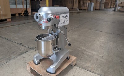 Clearance NSF 10 qt Bakery Dough Mixer 106230L0810