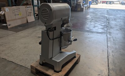 Clearance NSF 10 qt Bakery Dough Mixer 106230L0810