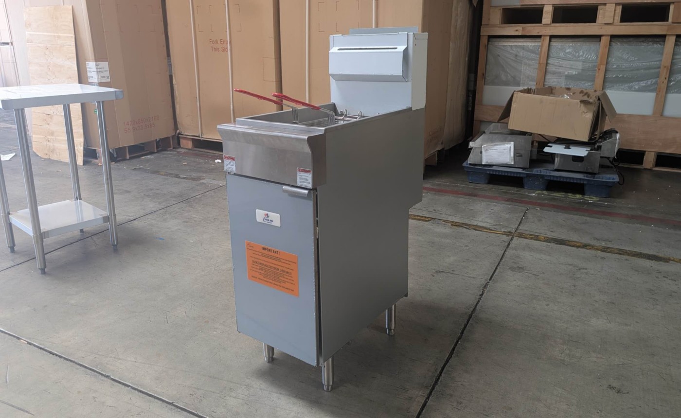 Clearance 50 lbs Restaurant  natural gas Deep fryer 106432L0817