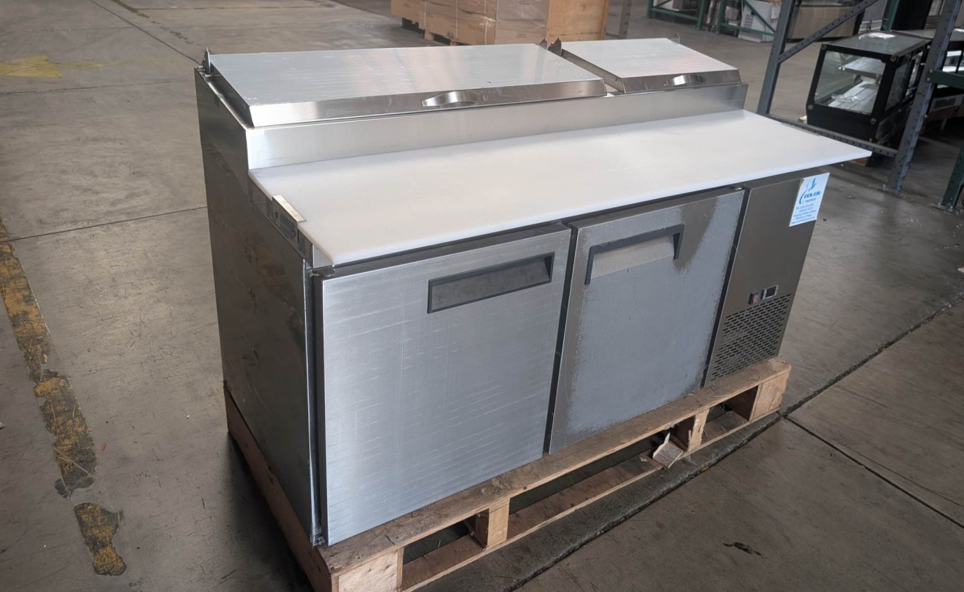 Clearance Pizza Prep Table 2 Doors Refrigerator 10044L0817