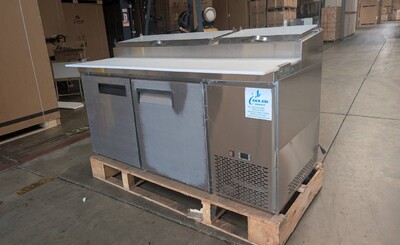 Clearance Pizza Prep Table 2 Doors Refrigerator 10044L0817