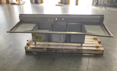 Clearance 102in Stainless Steel 3 Compartment sink 62115H0818