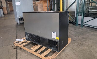 Clearance NSF Beverage back bar cooler slide door 106558L0820