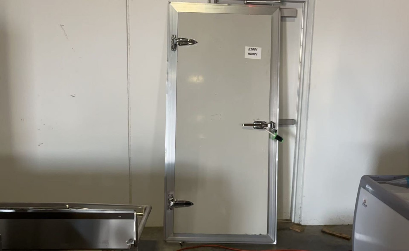 Clearance Cooler 0.8*1.8 Frame Door for PA4 61081H0821