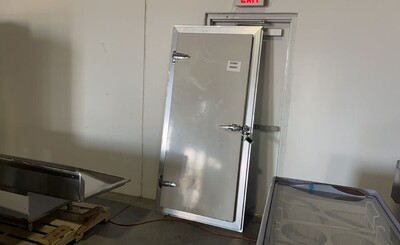 Clearance Cooler 0.8*1.8 Frame Door for PA4 61081H0821